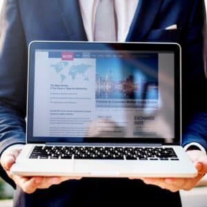 Co to jest Google News i jak trafić do wiadomości Google?