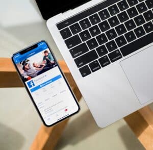 Czym są i jak zrobić posty sponsorowane na Facebooku?